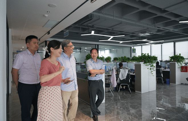 南京大學張劍榮教授蒞臨北京歐倍爾軟件山東分公司指導交流